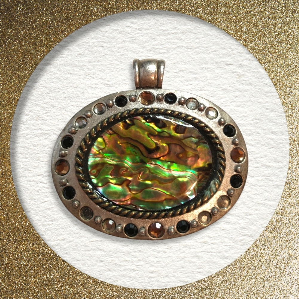 Chico's statement pendant